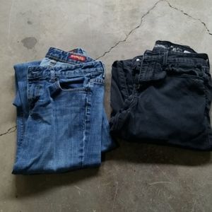 B3G1-2 pairs of Jean's sell together
